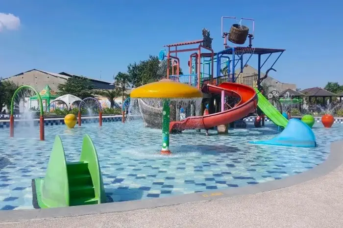 Kraton Waterpark, Favorite Recreational Place for Family Vacations in Sidoarjo